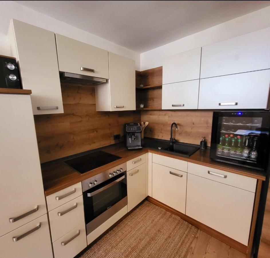Landena Apartments Lendava Buitenkant foto